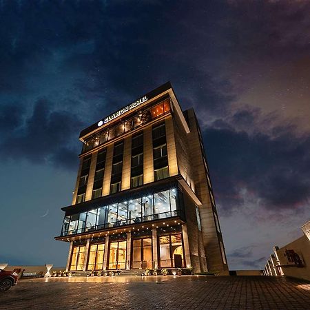 Clarion Hotel Epicure 데라둔 외부 사진