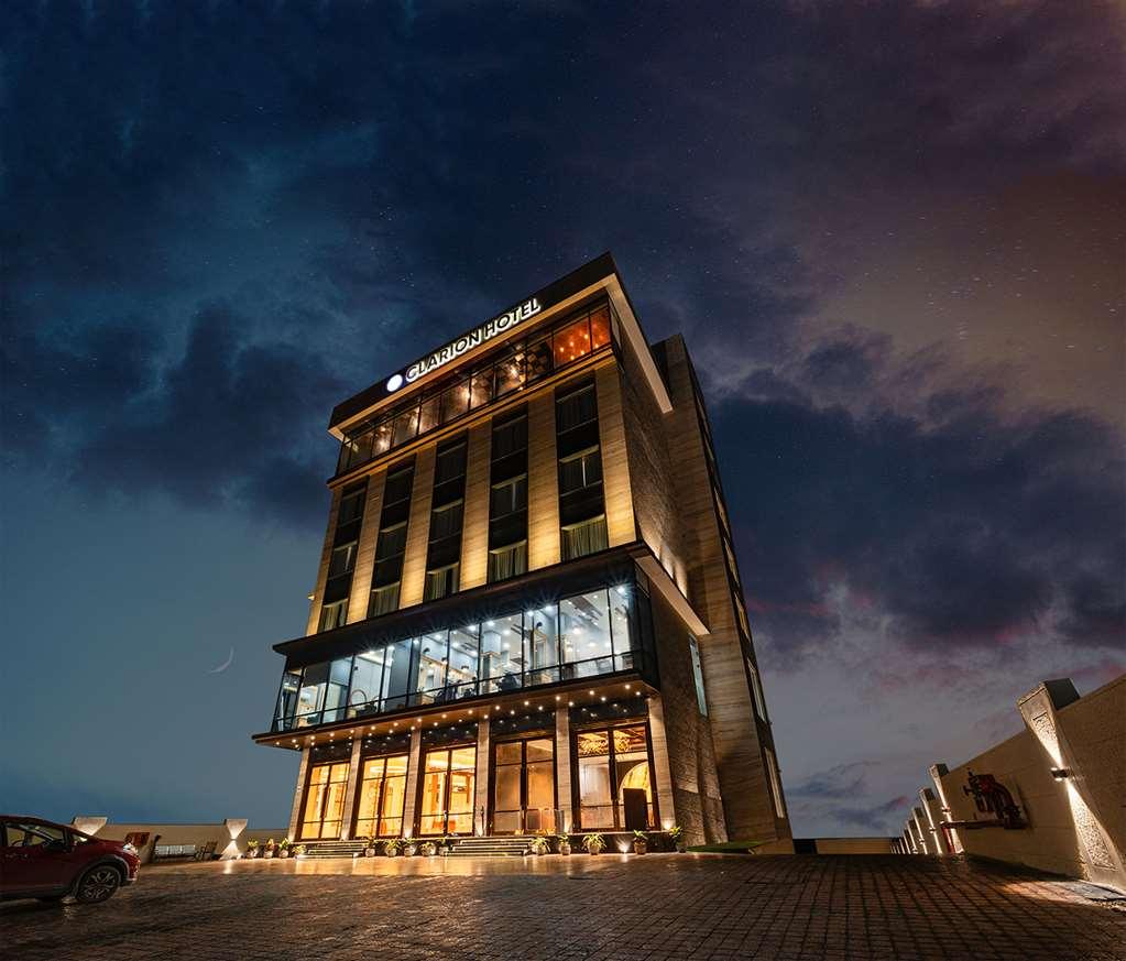 Clarion Hotel Epicure 데라둔 외부 사진